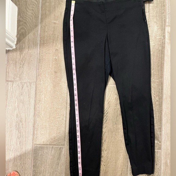Old Navy Pixie Black Pants Ankle Length Pants Petite 6 - Picture 3 of 6